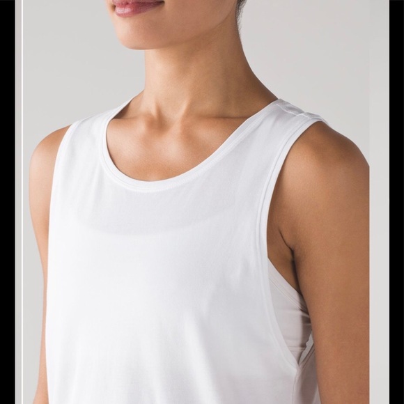Lululemon ‘muscle’ tank - Picture 4 of 10